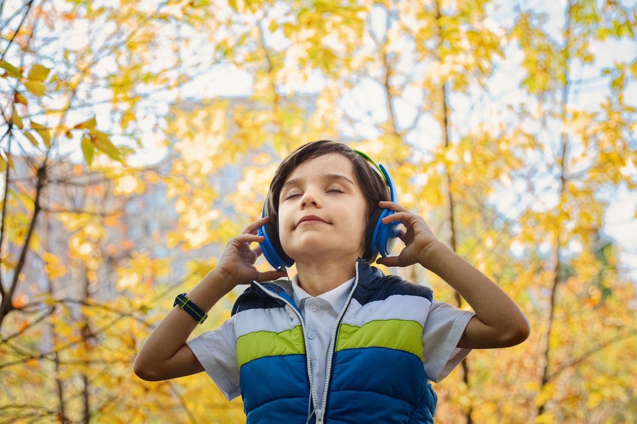 Sensibilidad auditiva en niños: la solución para estas Navidades